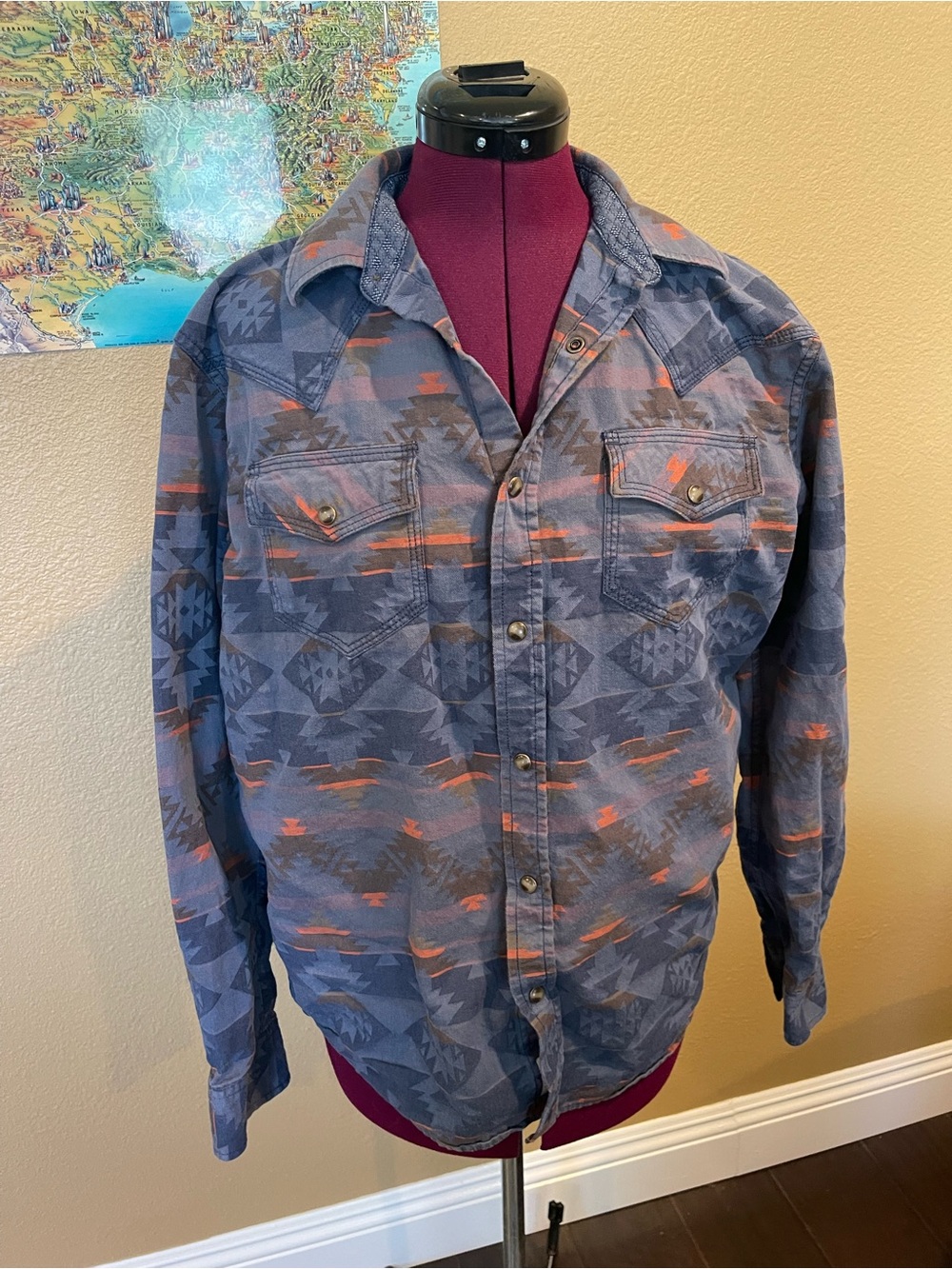 Moon Shine Spirit by Brad Paisley Western Shirt Size S